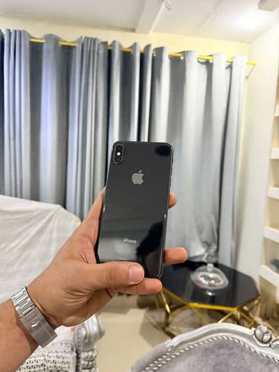 Whatsapp contact only