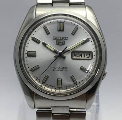 This is Seiko 5 Antique Vintage Automatic] 21 Jewelsn SINGAPORE made i