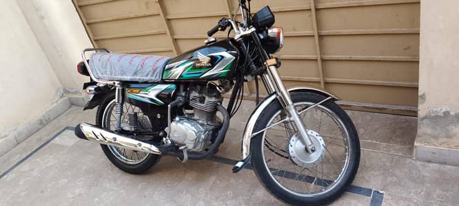 CG 125 2023 ANTIQUE PIECE