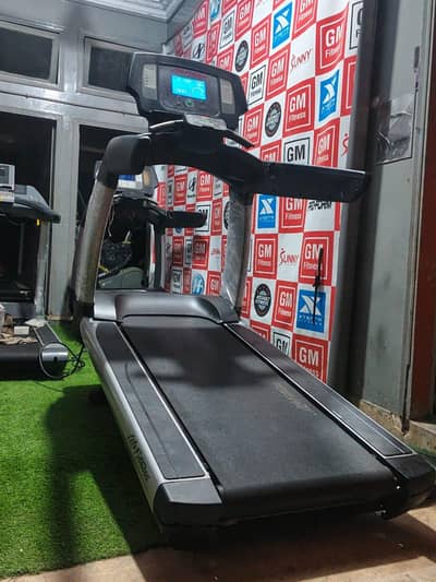 life fitness commercial treadmill