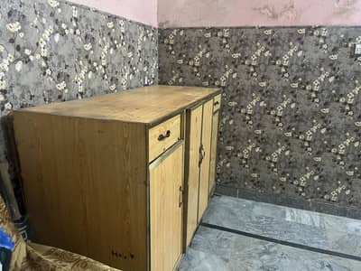 Almirah for sale used for iron and storage