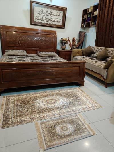 Carpet Complete Set For Sale In New Condition