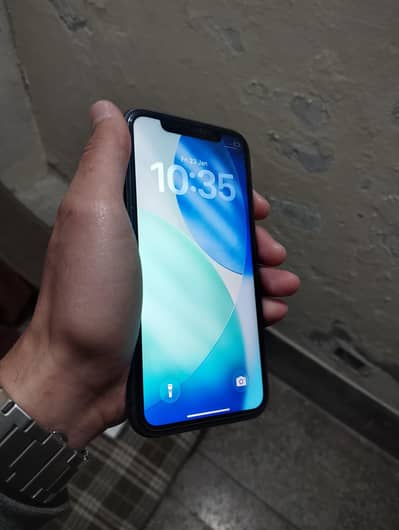 iphone 11 jv water pack battery health 88% condition 9/10