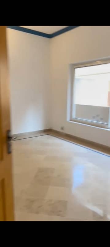 12 Marla Ground Portion For Rent In G15