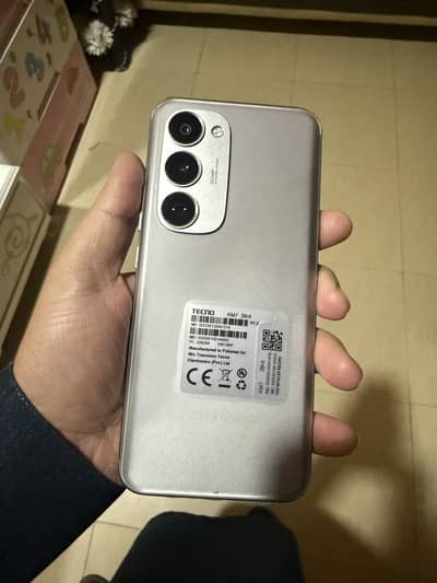 Tecno spark 40 pro plus like new