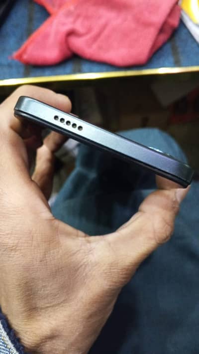 vivo y04 4/64 (03029407271)