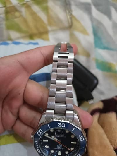 Tag hurer aquaracer blue dial automatic