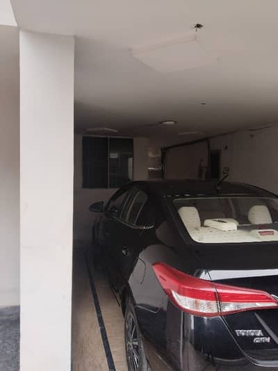 For Silent Office Resident Luxury 10 Marla House In Allama Iqbal Town