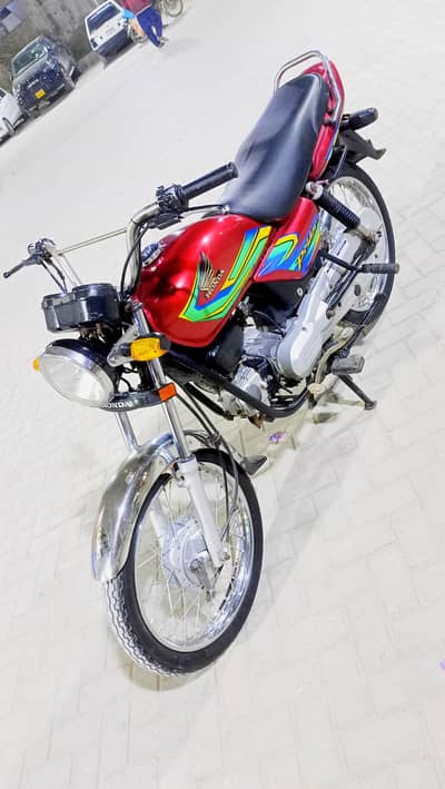 Honda Pridor 2007 model karachi num 1st owner Genuine
