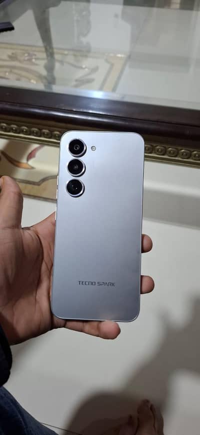 TECNO SPARK 40 PRO 12/256GB WITH BOX ORIG CHARGER exchange possible