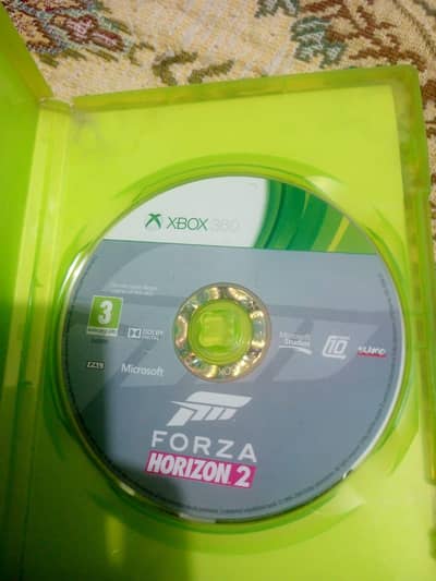 ps 4 GTA 5 CD + Xbox 360 Forza horizon 2