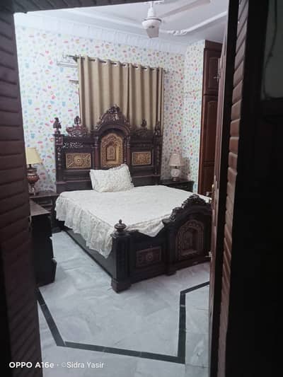 Vip Furnished room available in G11/2 for Male with mess