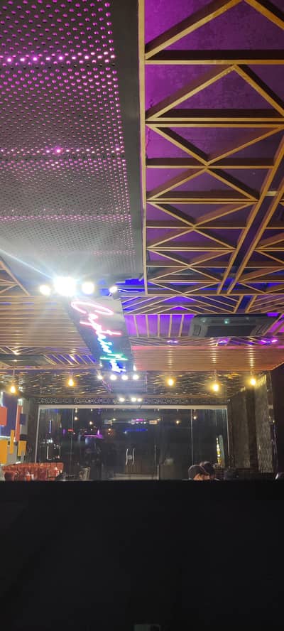 I Need waiter for fast food restaurant contact On Whatsapp 03255099730