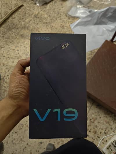 Vivo V19 – Original Box & Charger – Working Perfect