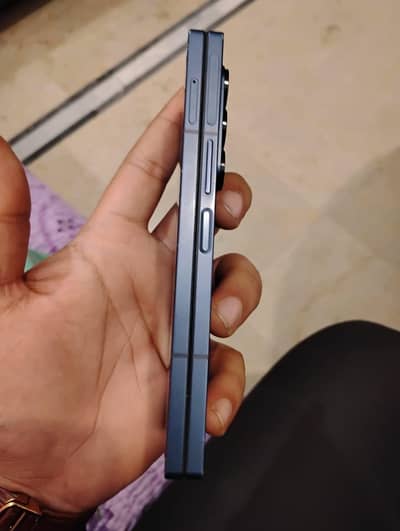 SAMSUNG Z FOLD 6 512GB (9/10) URGENT SELL