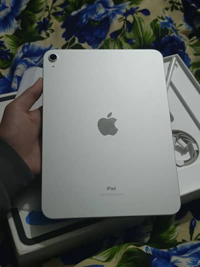 iPad 10th Gen 256GB Brand New Box Accessories & Glass,Case Health 100%