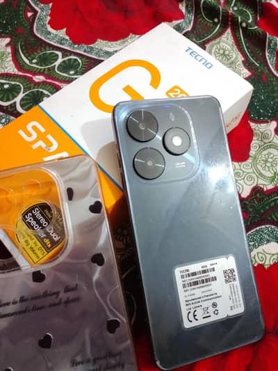 tecno spark go 2024 10 by 10 with box 4 GB 64GB