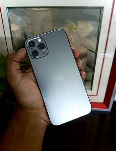 Iphone 12 pro 128gb HK variant dual physical pta approved 10/10