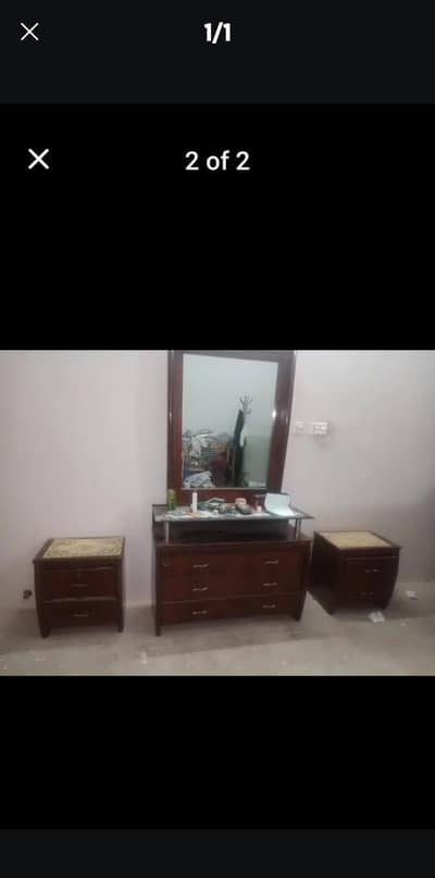 dressing table and side tables