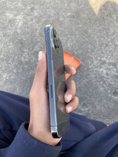 I phone 13 pro max 128gb