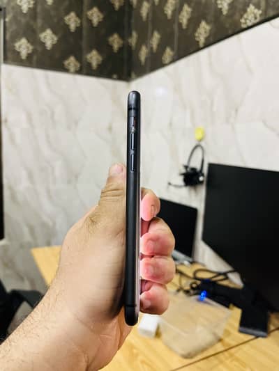 Iphone 11 Dual PTA Approve 128 GB