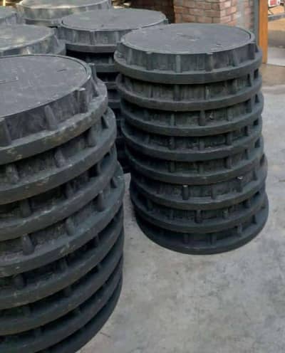 Fiber Mainhole 26 Round