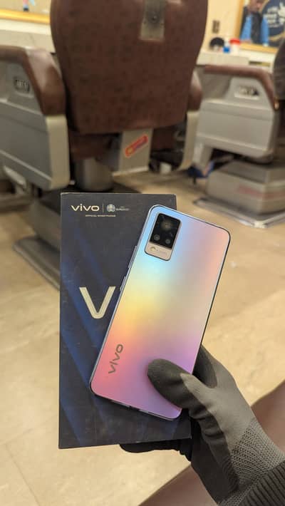 vivo Y21 12/128GB in display finger all ok with box 03111271878