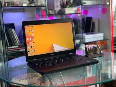 Dell Latitude Core i5 4th  Generation 8GB Ram / 128GB SSD