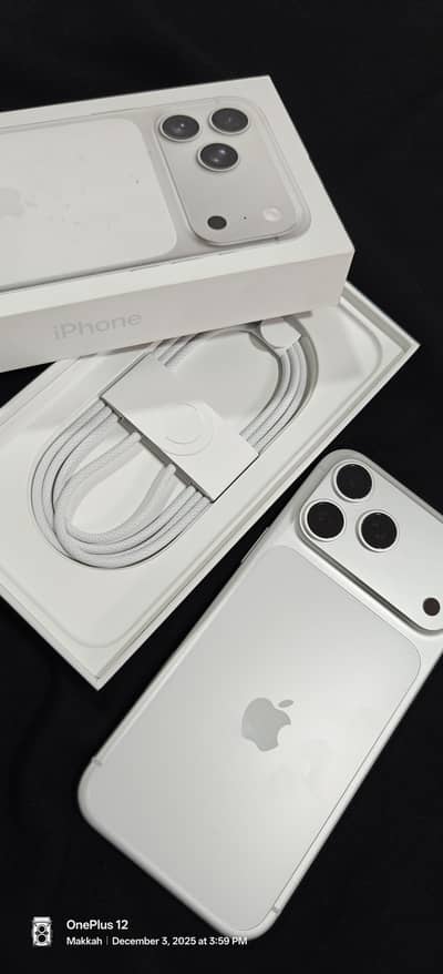 17 pro max 256 just 8 cycle's LLA model