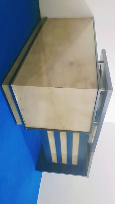 L Shape Executive Boss Table with Side Drawer for Sale Urgently