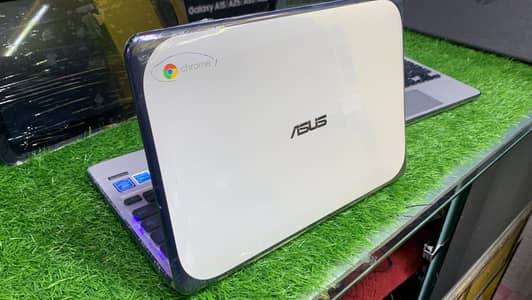 Asus Chromebook C202S | 4GB RAM | 11.6” | Good Condition