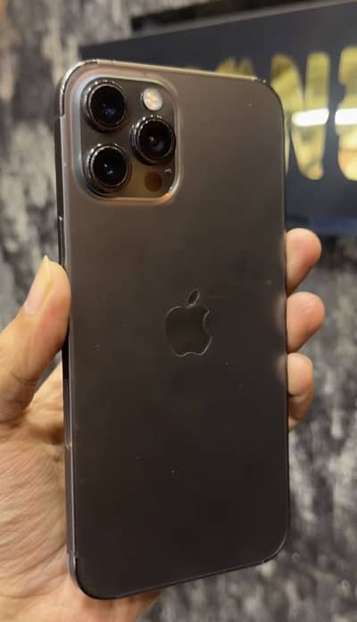 iPhone 12 pro Max jv