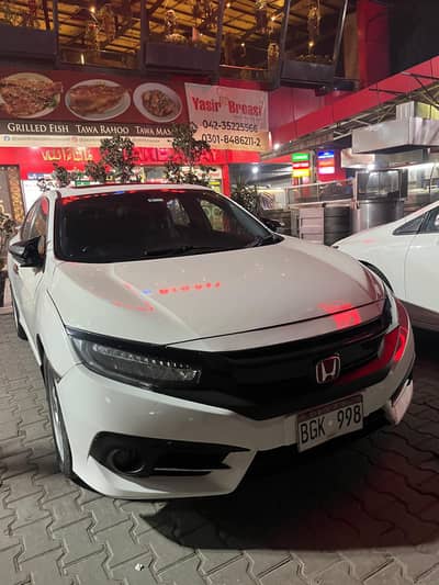 Honda civicrs 1.5 trubo 2016 model