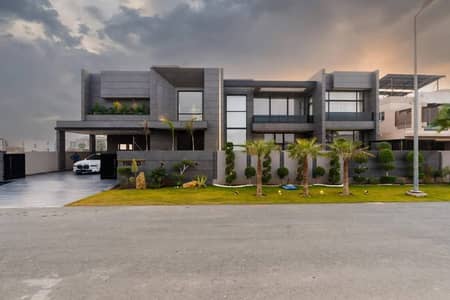 MAZHAR MUNIR DESIGN 2KANAL ELEGANT AND BRAND NEW SUPER HOT LOCATED BUNGALOW IS AVAILABLE IN THE BEST BLOCK OF DHA LAHORE.