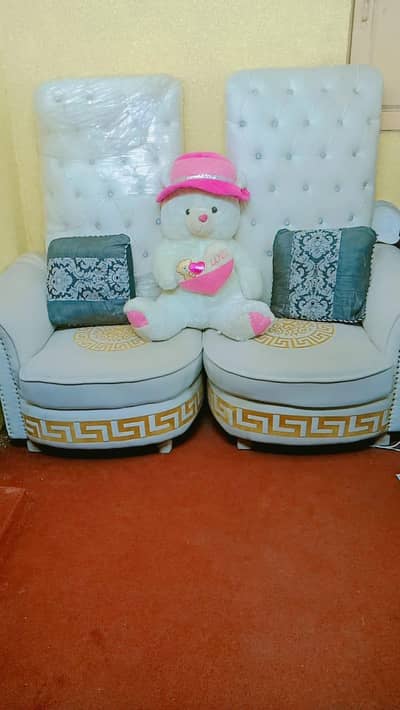 Sofa Chairs Set For sale Good Condition
