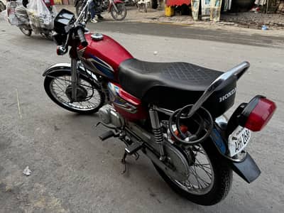 Honda 125 Red for Sale