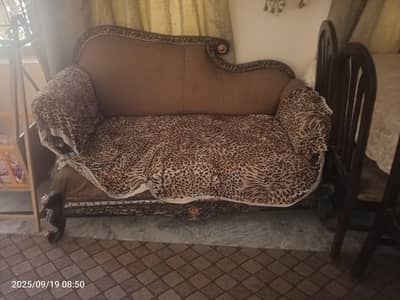 5 seater with 2 seater dewan complete set solid wood made chinoti