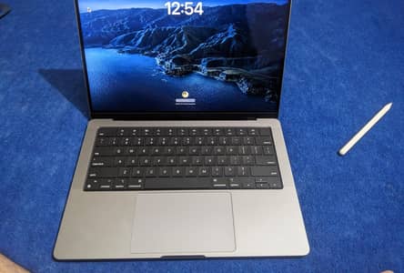 MacBook pro 14 m1 pro 32gb ram
