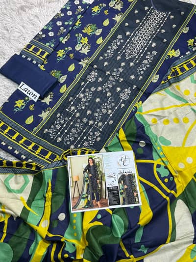 LAWN 3pc Printed+Neck Panel Embroidered With LAWN Dupatta