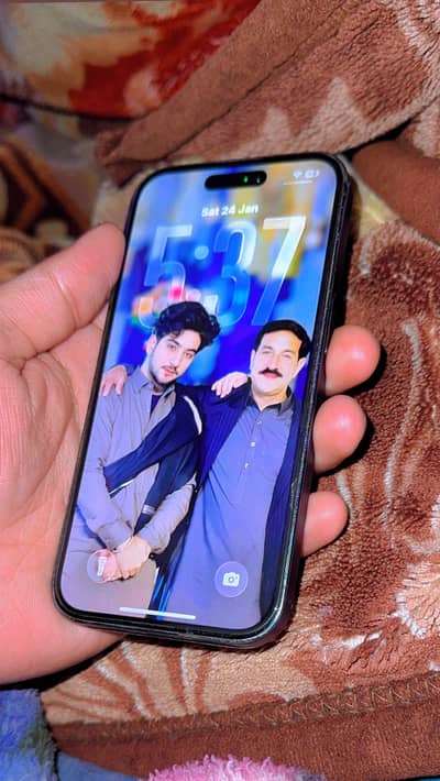 i phone 14pro 128gb mdm bypass 17pro ki sheet lagi hain just exchange