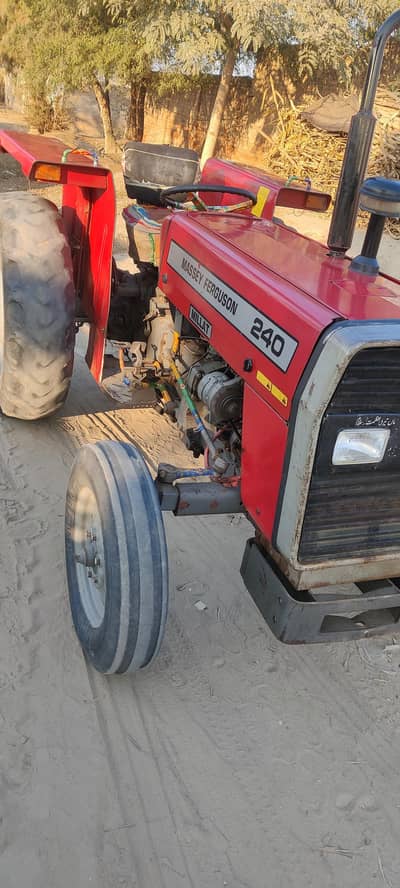 MF 240 2009 Register