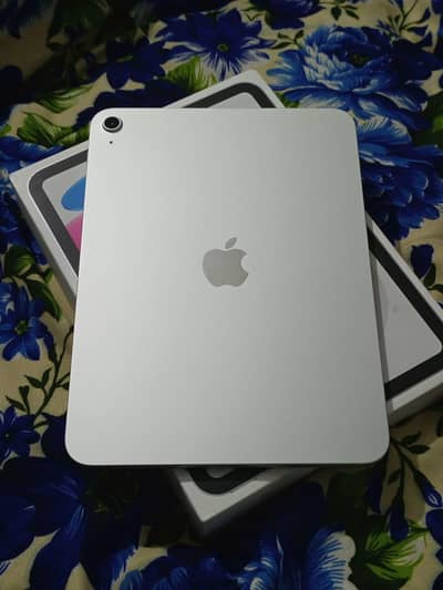 iPad 10th Gen 256GB Brand New Box Accessories & Glass,Case Health 100%