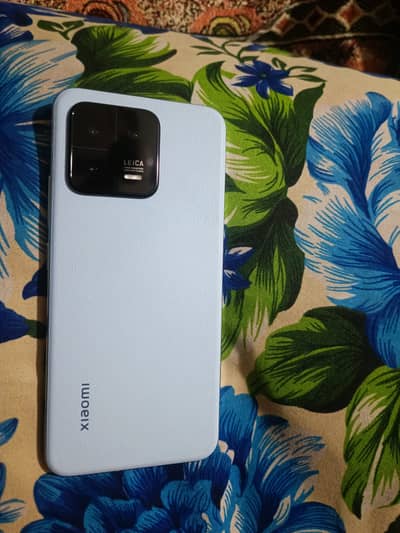 Xiaomi Mi 13