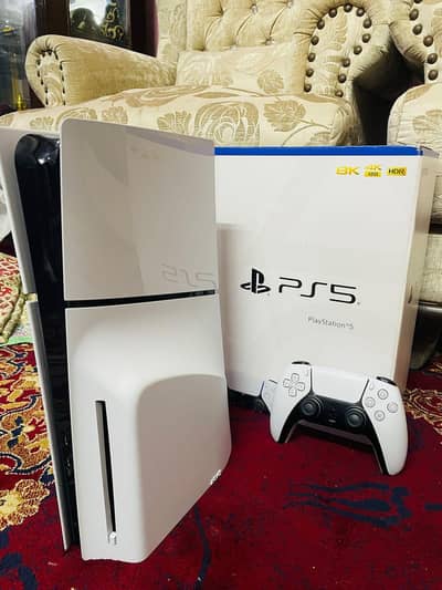 Sony PlayStation PS5 slim 1TB Disk edition with 2 controler full box