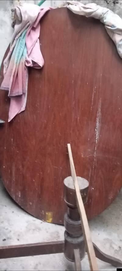 bed sofa table n chairs