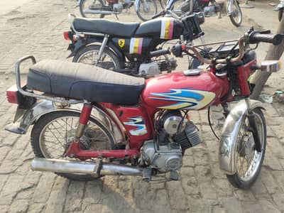 Yamaha 2 stroke good condition engine 100 percent ok