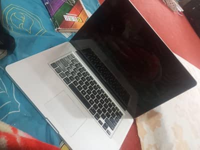 Macbook pro mid 12 , core i7,16gb ram ,500 gb ssd