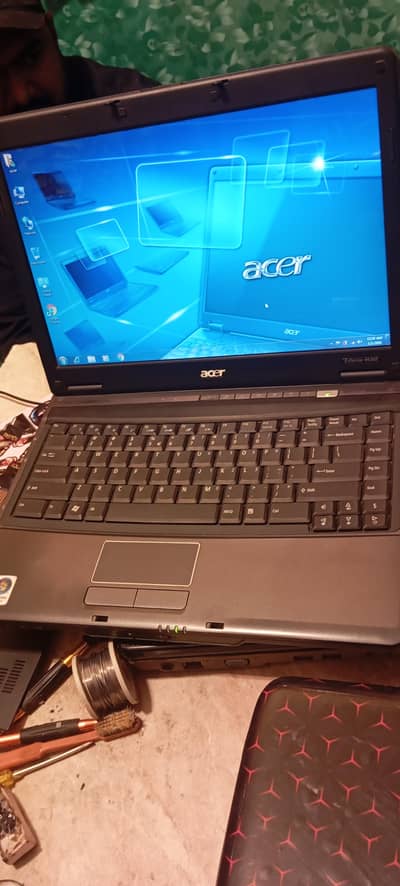 Dell all laptop 4/250 windows 10 fix price 17000