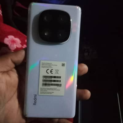 bahi koi fult nai ha sab ok ha. 8gb,256gb sath full box ha