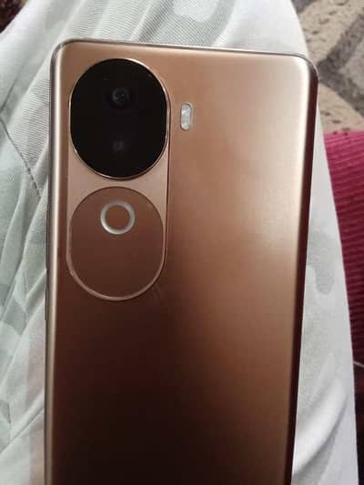 Vivo v40e 8+8 Ram 256GB 10 by 10